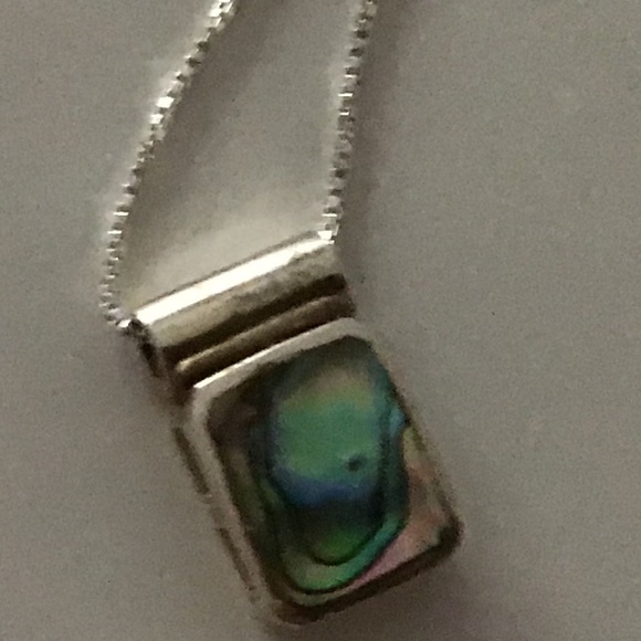 ABALONE SHELL INLAID IN STERLING SILVER NECKLACE - Picture 1 of 4
